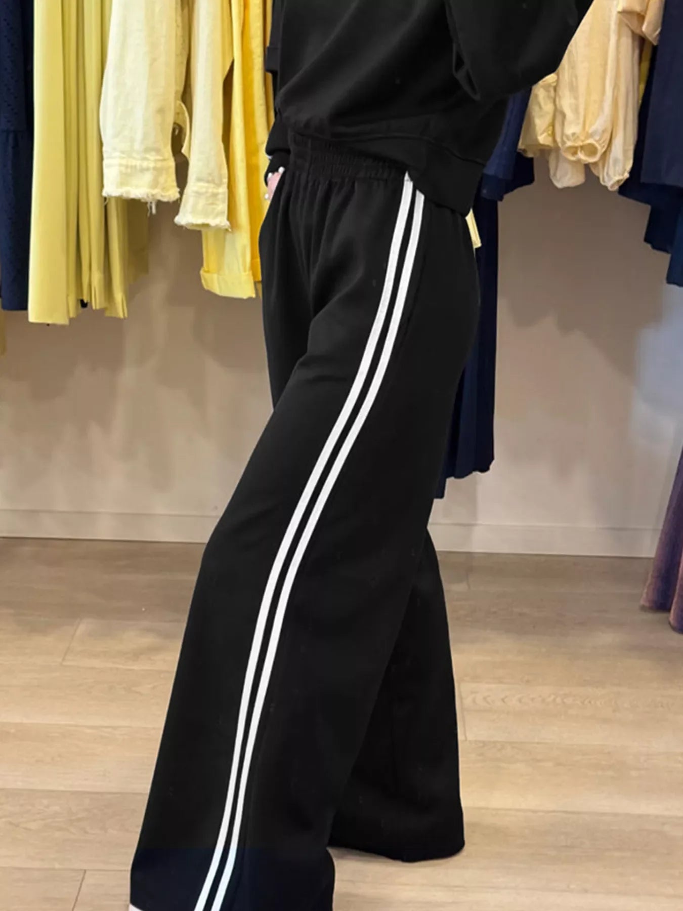 Striped Detail Crewneck Top and Elastic Sweatpants 2pcs Set