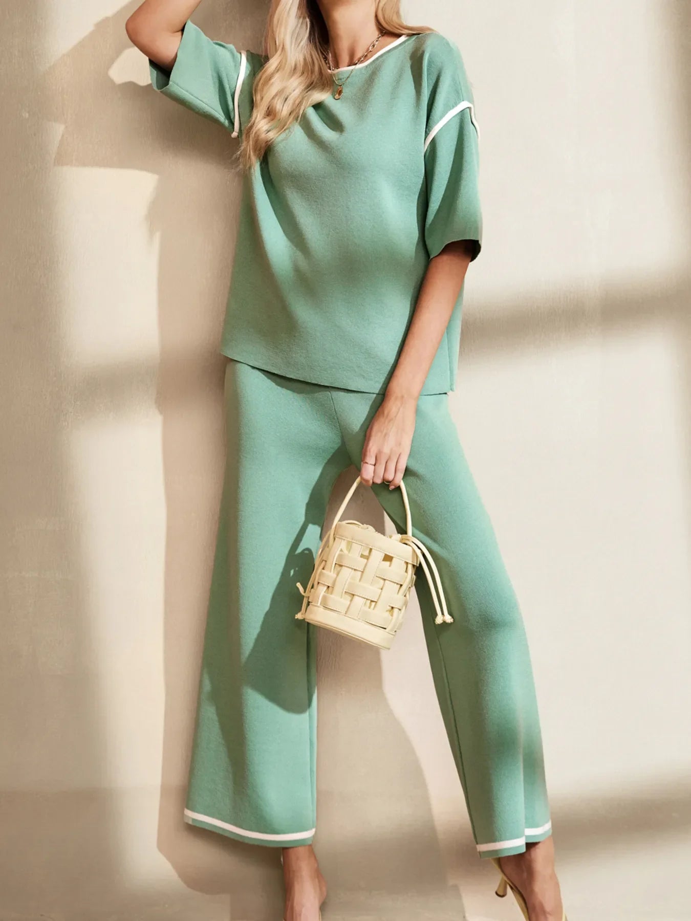 Contrast Trim T-Shirt and Drawstring Pants Set