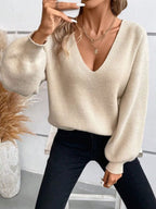 Back Bow V-Neck Sweater
