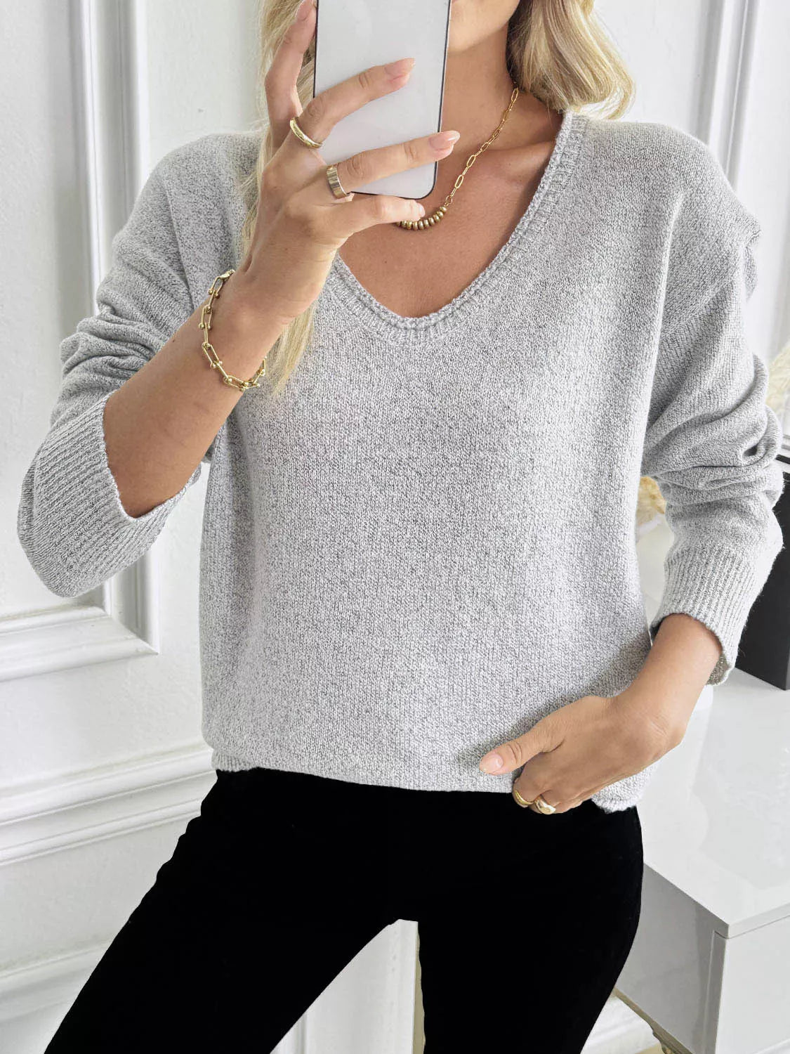 V-Neck Long Sleeve Knit Top