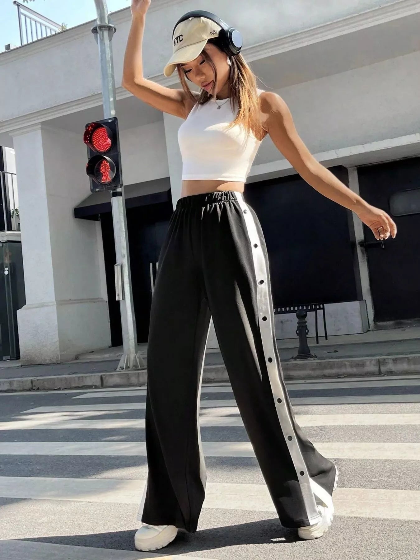 Two-Tone Side Snap Wide Leg Pants