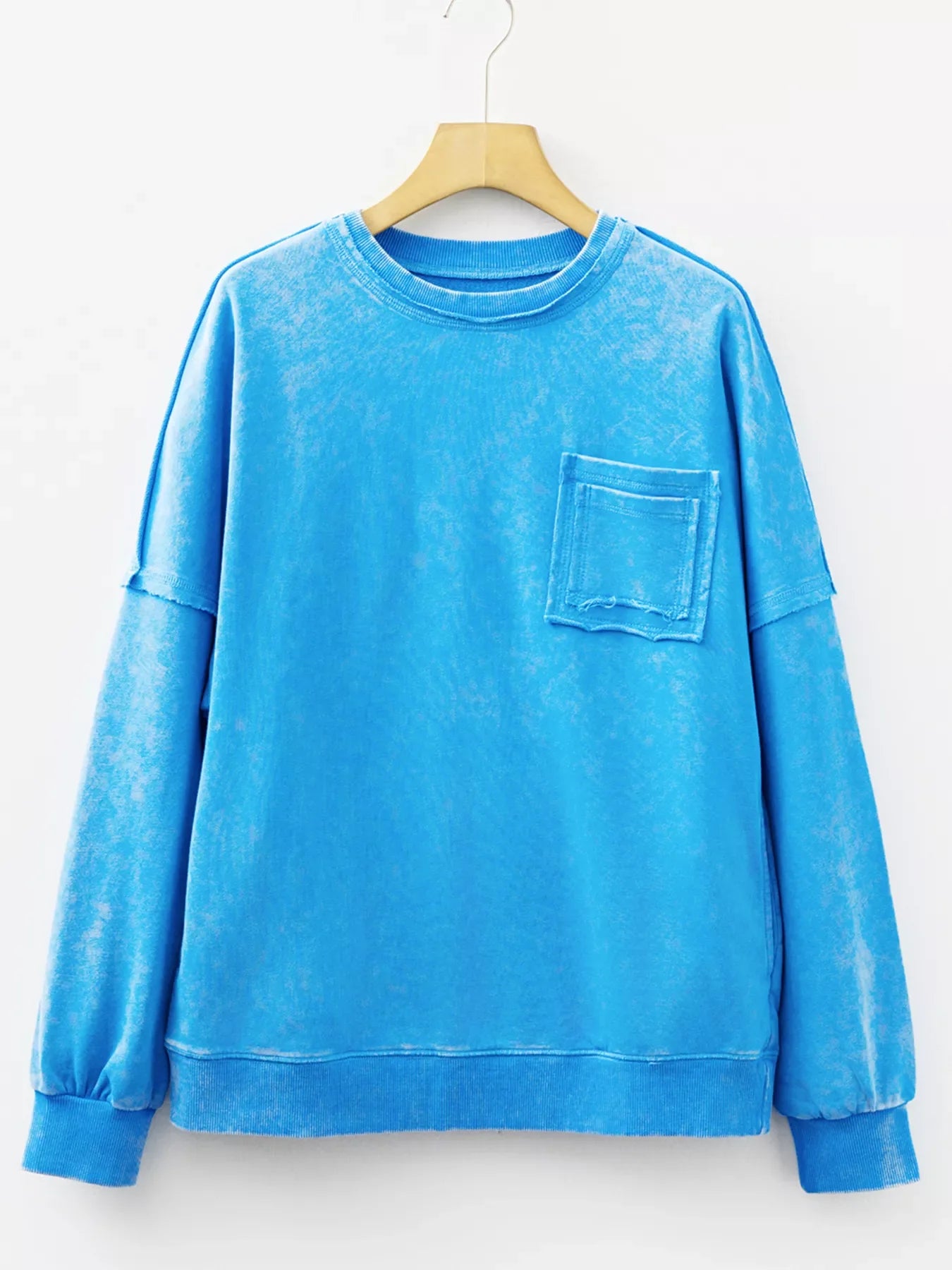 Mineral Wash Raw Seam Double Patched Pocket Sweatshirt