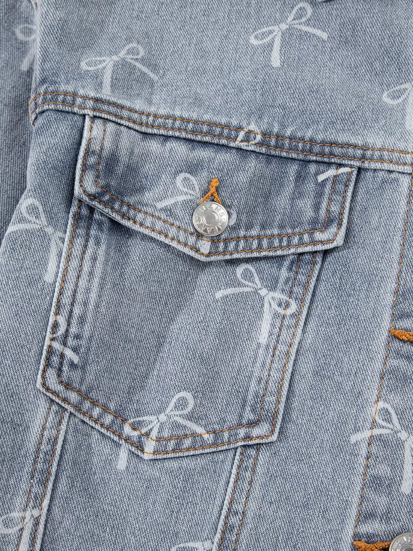 Bow Knot Print Light Wash Raw Hem Denim Jacket
